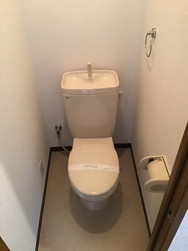 コート・エクラン 光のトイレ写真