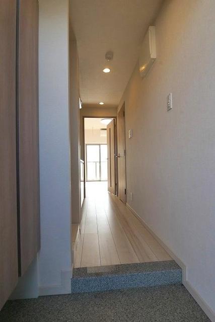 玄関　同物件別部屋写真（実際は現況を優先します）