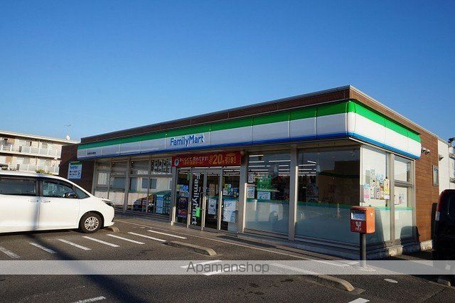 コンビニ　ファミリーマート菜の花大橋東店（コンビニ）まで700m
