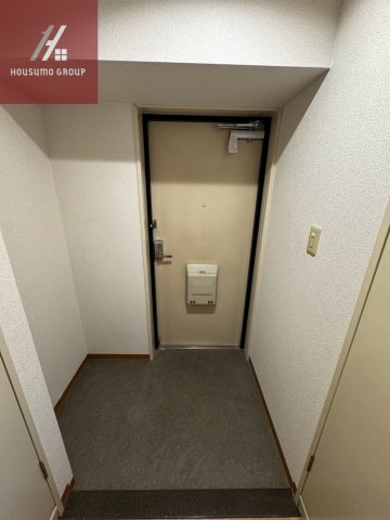 ハピネスふせの玄関写真