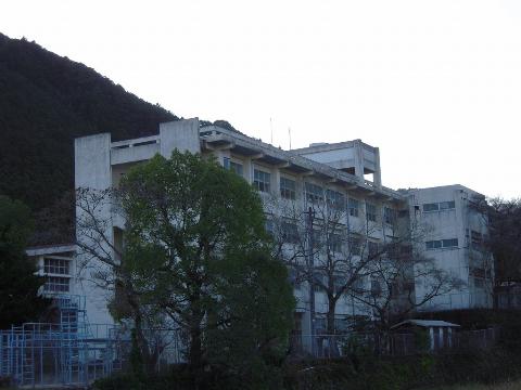 その他　佐賀市立富士小学校（その他）まで329m