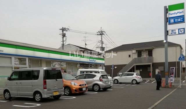 コンビニ　ファミリーマート　小倉黒住店（コンビニ）まで129m