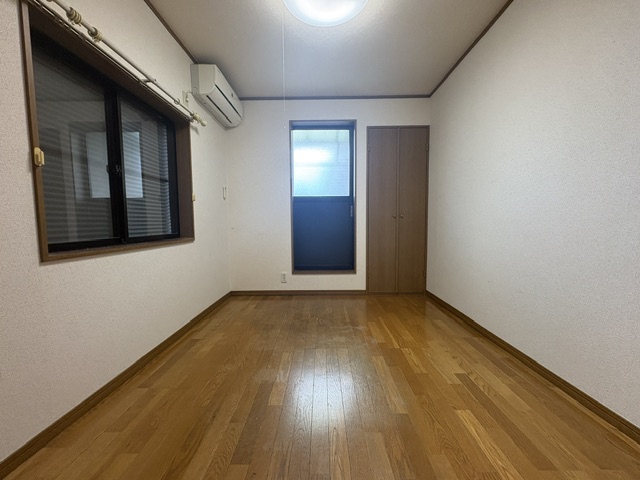 川島滑樋町貸家の内装写真