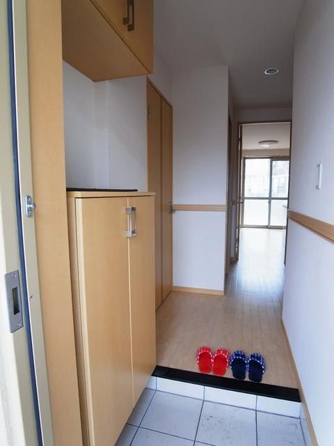 玄関　☆収納力のある下駄箱