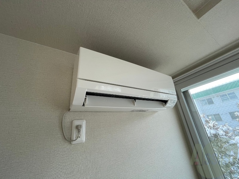 その他設備　エアコン付きなので夏でも快適なお部屋です！