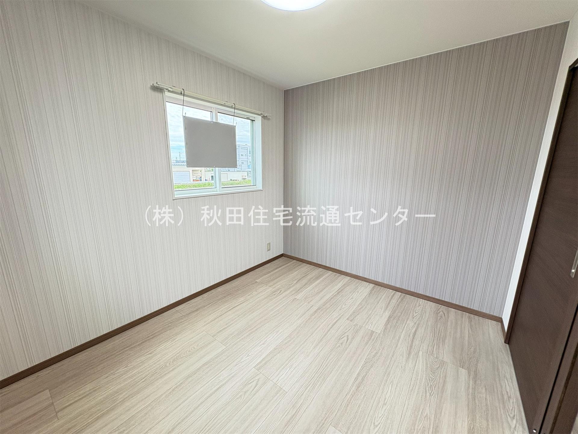 ヴィレッジ仁井田Aの内装写真