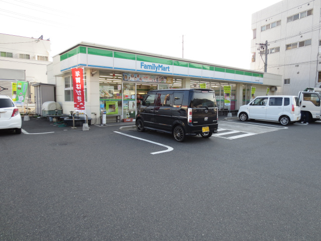 コンビニ　ファミリーマート古江西店（コンビニ）まで272m