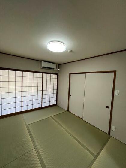 東武伊勢崎線 獨協大学前駅 徒歩7分 12階建 築41年の内装写真