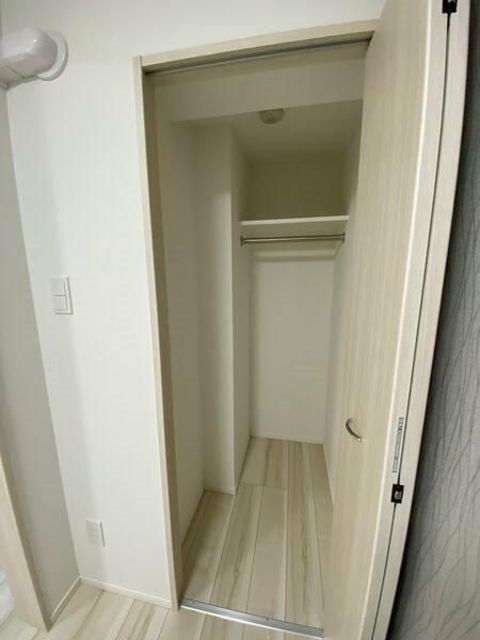収納　奥行のある収納付です！増えがちな荷物をもスッキリ収納できます