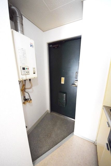 ＪＲ横浜線 矢部駅 徒歩9分 3階建 築39年の玄関写真