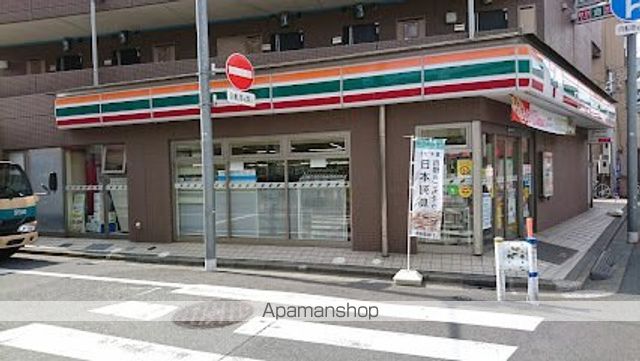 コンビニ　セブン－イレブン大田区蒲田本町２丁目店（コンビニ）まで296m
