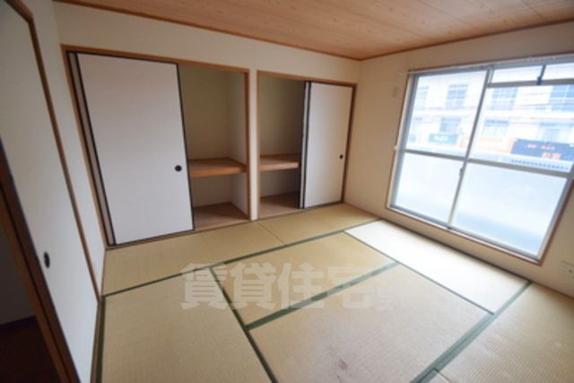プラザ喜連西の居間写真