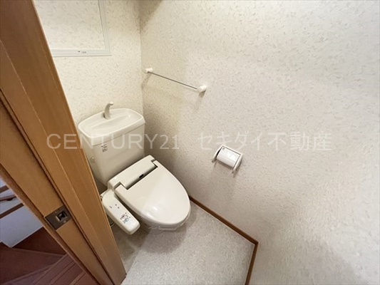トイレ　温水洗浄便座