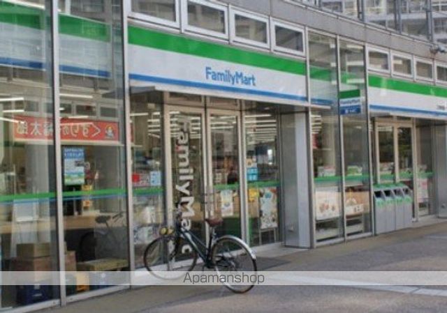 コンビニ　ファミリーマート東雲橋店（コンビニ）まで279m