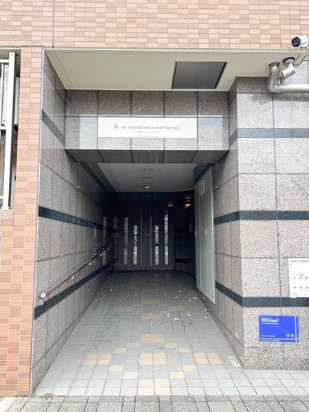 エントランス　初期費用分割可★ご希望の場所まで無料送迎サービス付♪