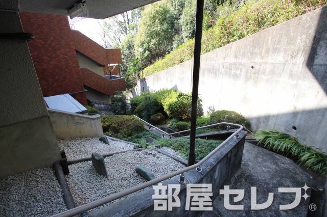 その他共有部分　共用部も昔ながらの雰囲気。