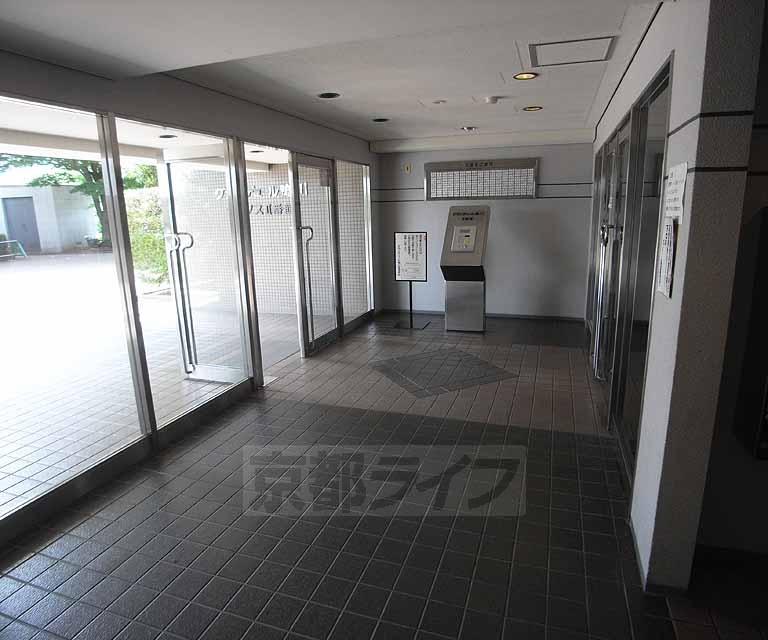 エントランス　自動ドア
