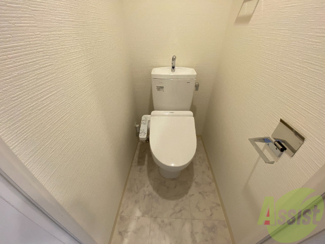 エステムコート新大阪14アイシーのトイレ写真