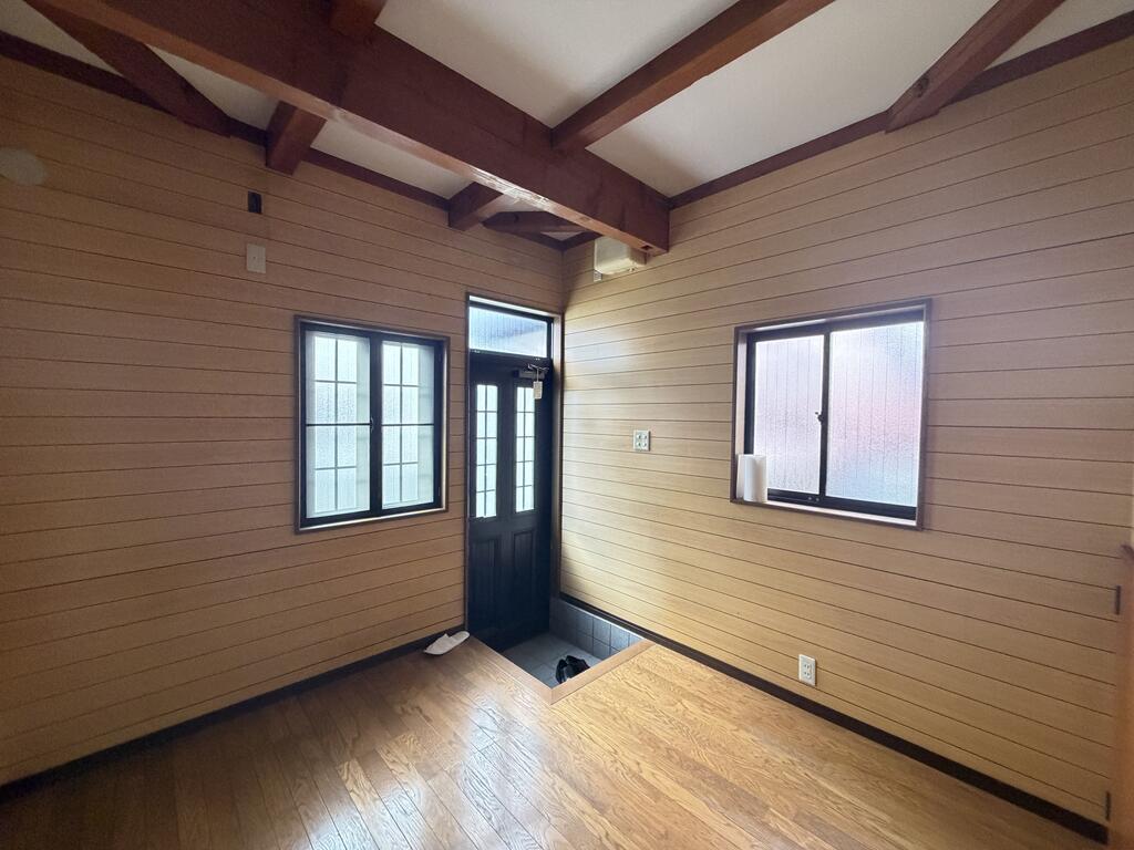 中野町森本貸家の居間写真