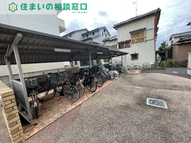 愛知環状鉄道 六名駅 徒歩10分 3階建 築17年の外観写真