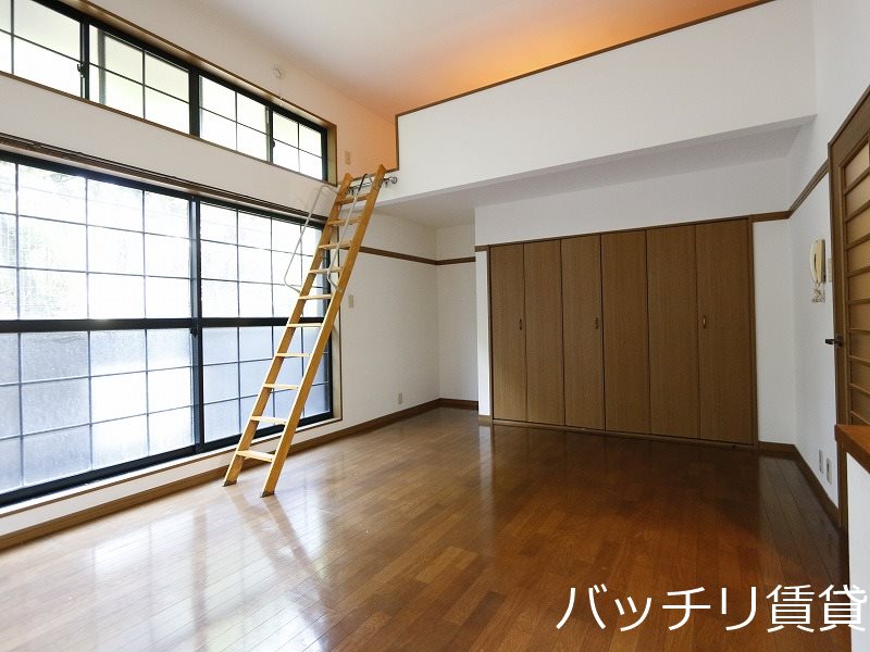 居室・リビング　別号室の画像。現況優先