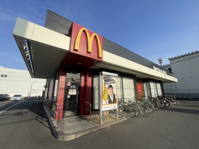 飲食店　マクドナルド東大阪岩田店（飲食店）まで550m