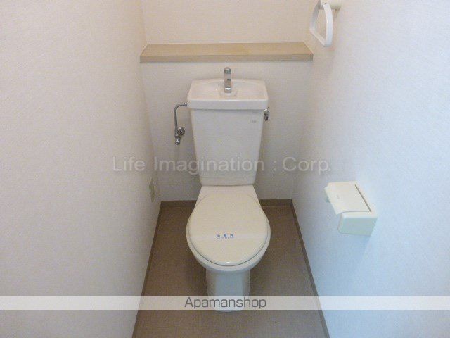 ＪＲ湖西線 大津京駅 徒歩3分 3階建 築30年のトイレ写真