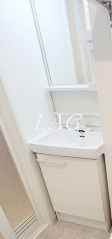 洗面設備　洗面台です。