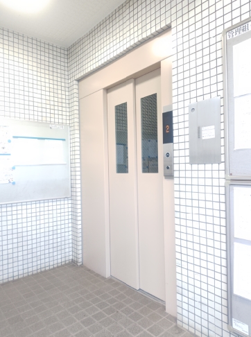 ブルーライン 三ツ沢下町駅 徒歩3分 5階建 築40年の外観写真