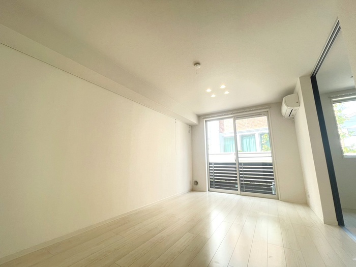 鳳GRANMAISONの居間写真