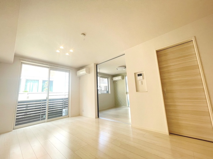 鳳GRANMAISONの居間写真