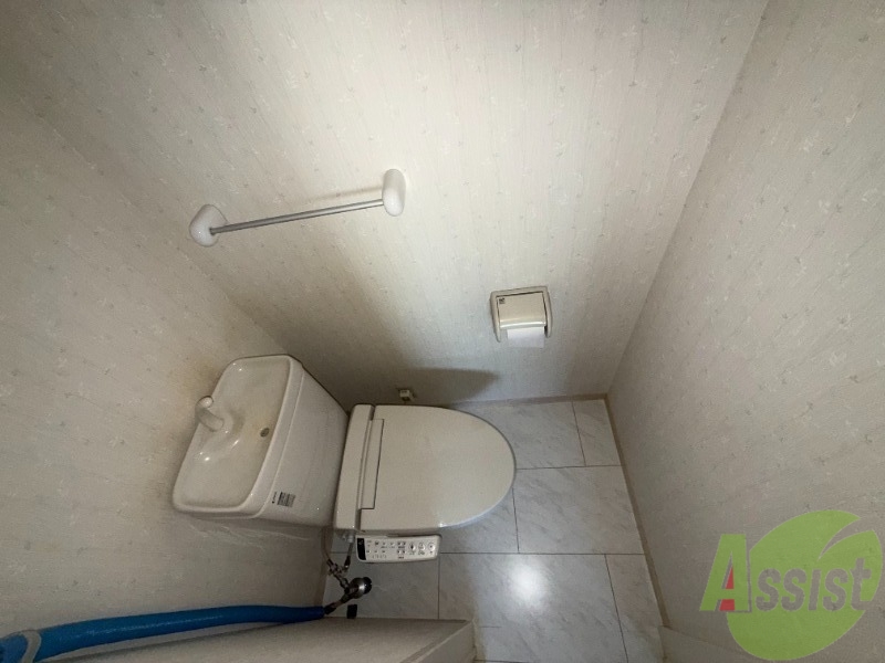 トイレ　トイレの写真です。シンプルで使いやすそうですね。