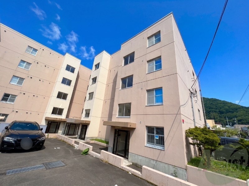 建物外観　札幌市西区山の手２条「山の手パークハイツ」