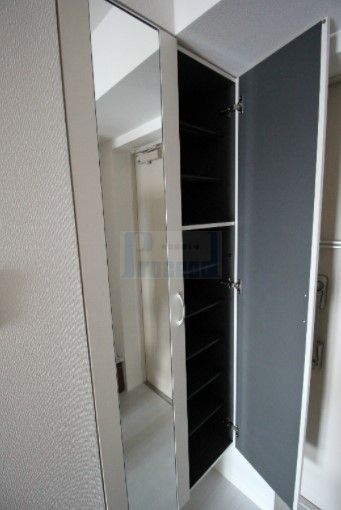 玄関　たっぷりシューズボックス☆