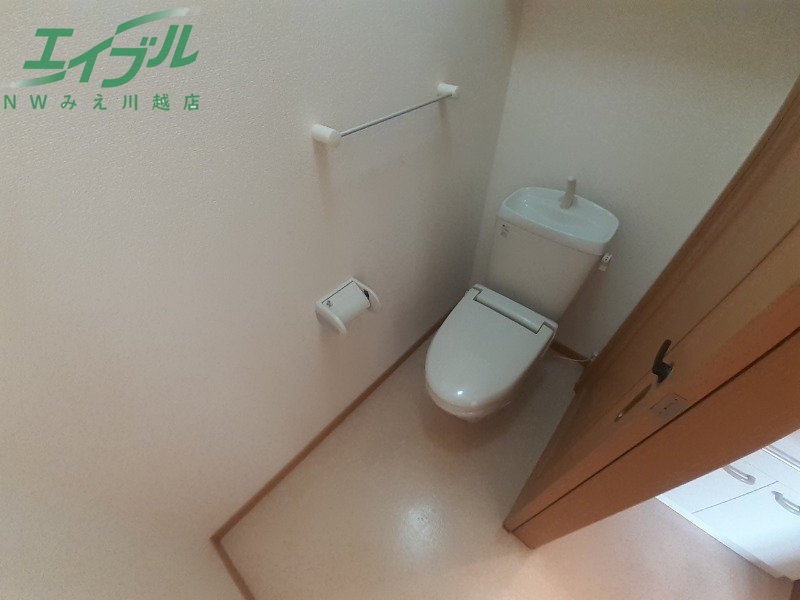 トイレ　反転タイプ参考写真