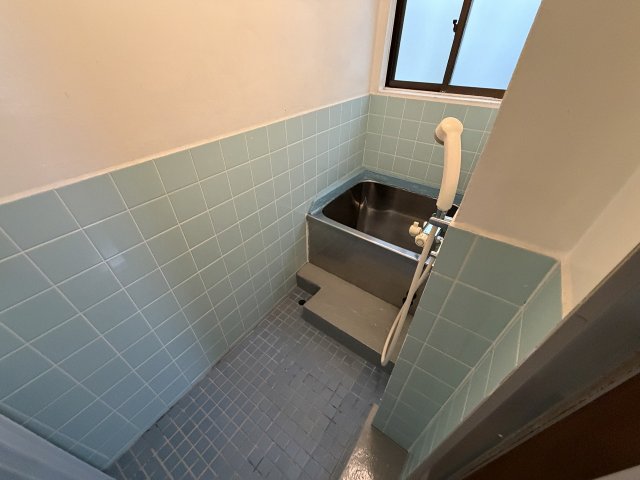 バス・シャワールーム　お風呂で日々の疲れを落としましょう