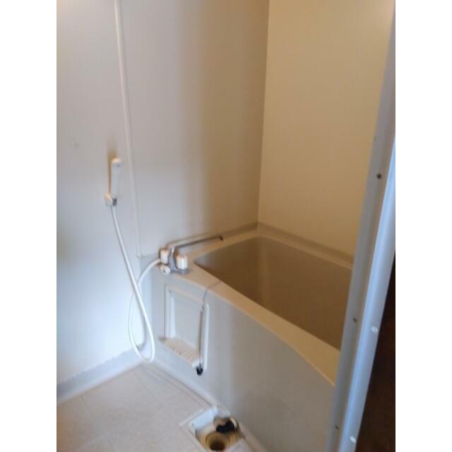 バス・シャワールーム　写真は同タイプのお部屋です。
