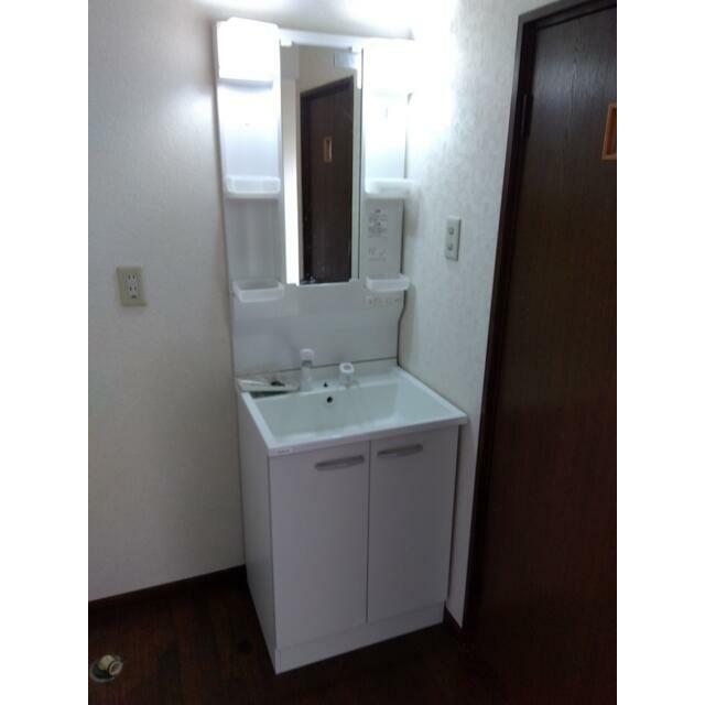 洗面設備　写真は同タイプのお部屋です。
