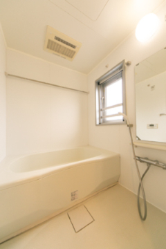 バス・シャワールーム　別部屋参考写真