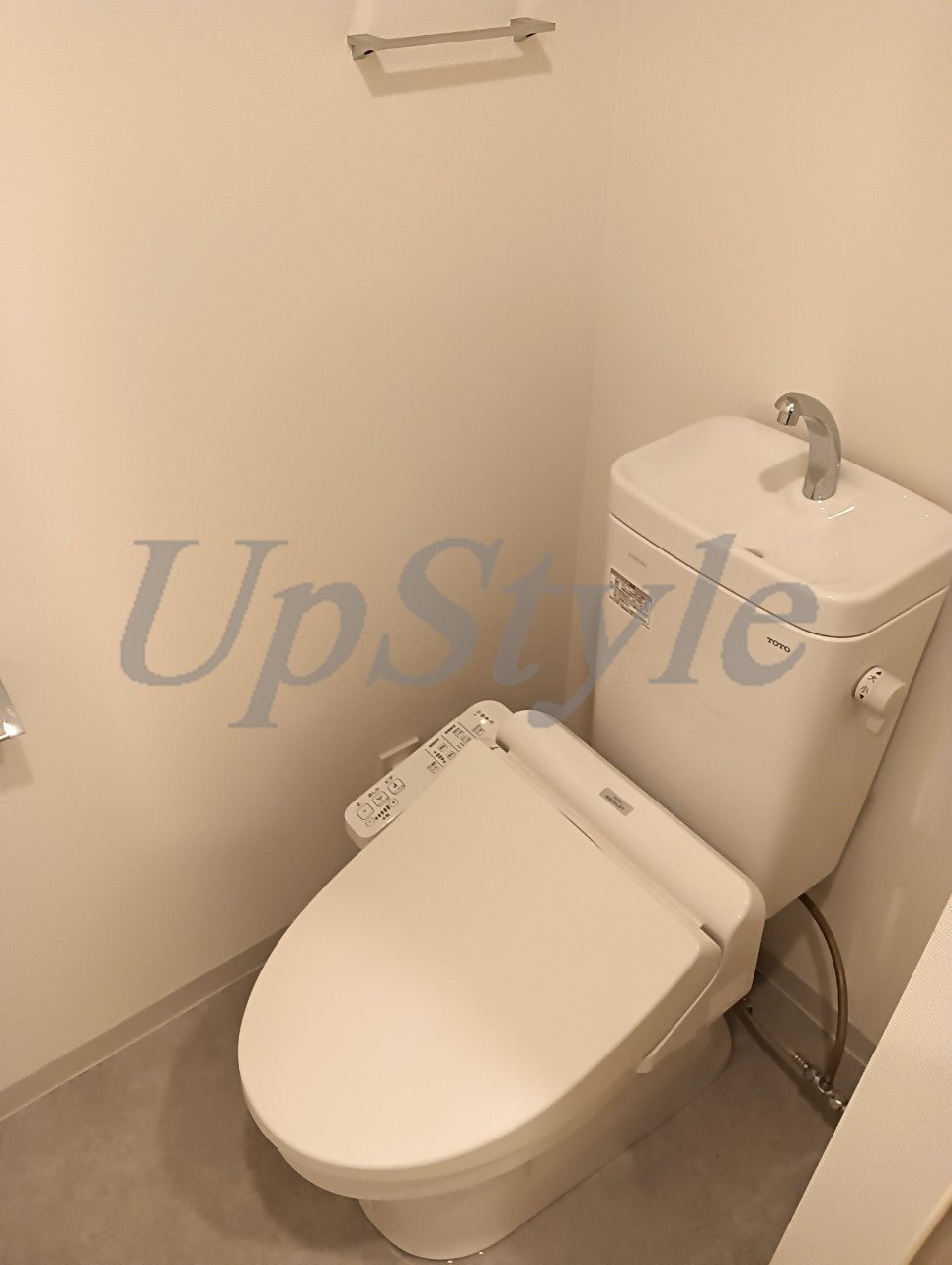 ケーディーエックスレジデンス梅島のトイレ写真