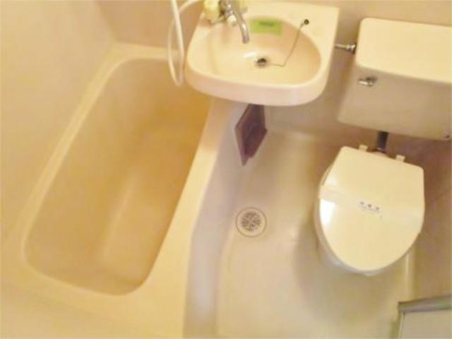 バス・シャワールーム　他のお部屋の参考画像です。