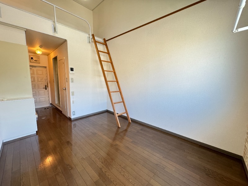 センターホース和白丘の居間写真