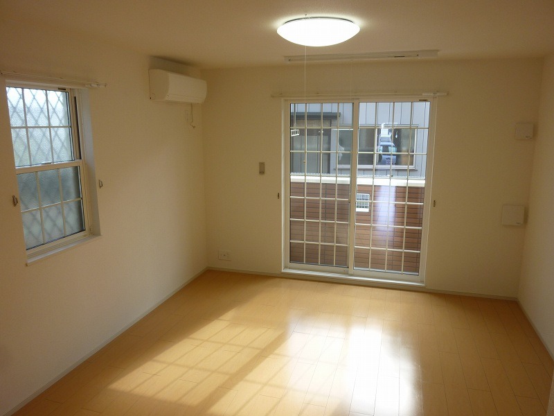 居室・リビング　図面と現状に相違がある場合には現状を優先