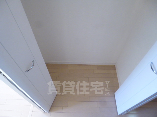 地下鉄鶴舞線 御器所駅 徒歩10分 4階建 築16年の内装写真