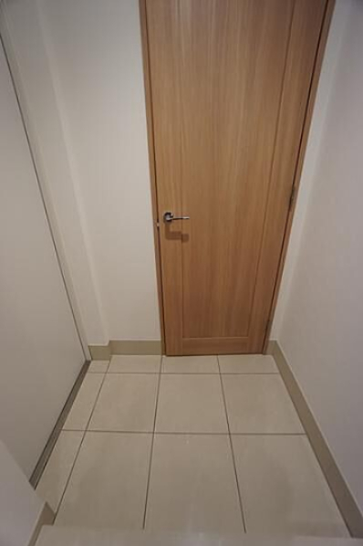 玄関　別部屋参考写真
