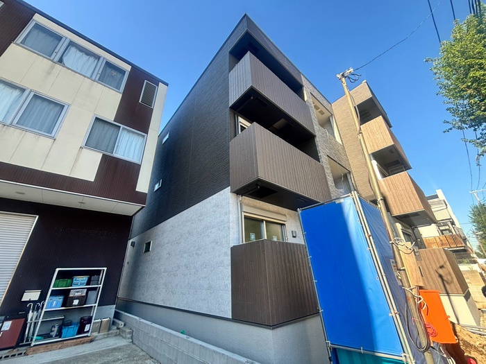 建物外観　建築中
