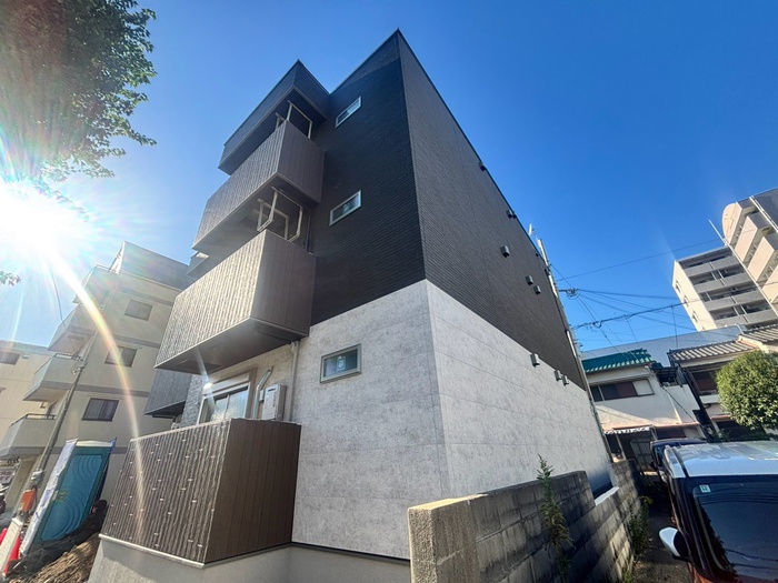 建物外観　建築中