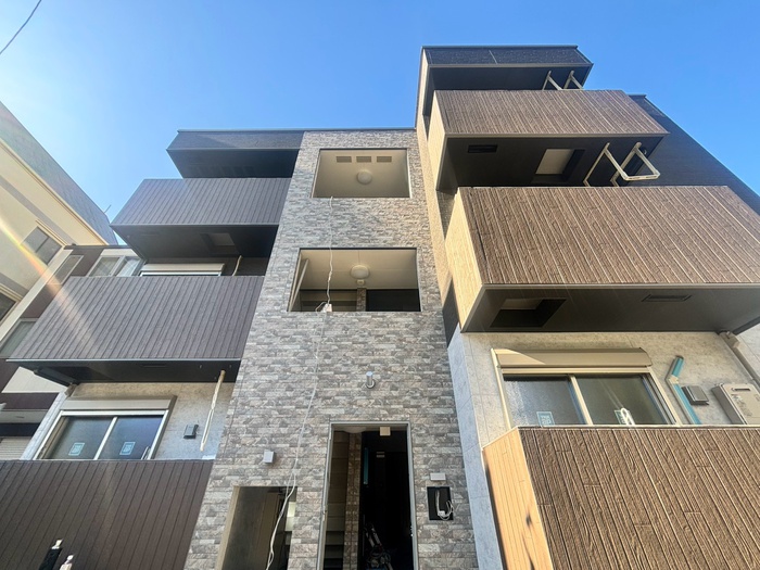 建物外観　建築中