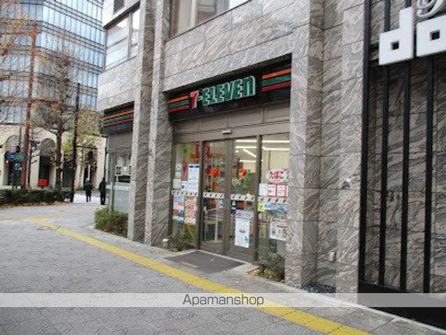 コンビニ　セブン－イレブン神田須田町中央通り店（コンビニ）まで208m