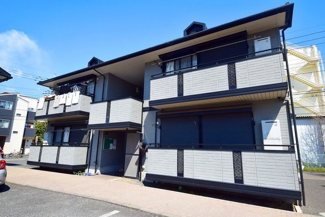 建物外観　★大和ハウス施工、１フロア２住戸です★